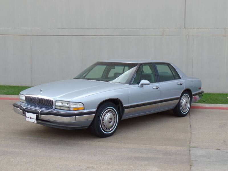 1994 Buick Park Avenue for sale at CROWN AUTOPLEX in Arlington TX