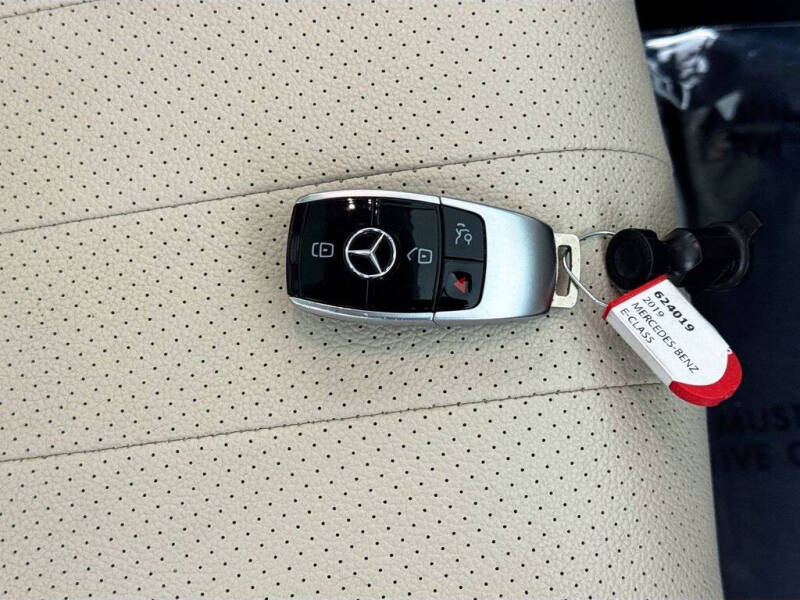 2019 Mercedes-Benz E-Class E 300