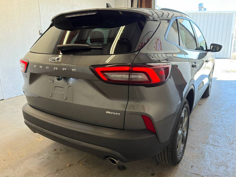 2025 Ford Escape ST-Line