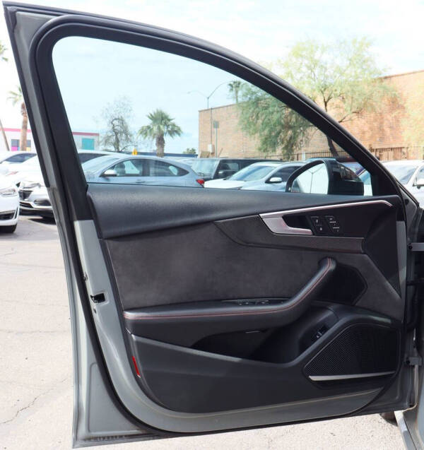 2019 Audi S4 3.0T quattro Prestige