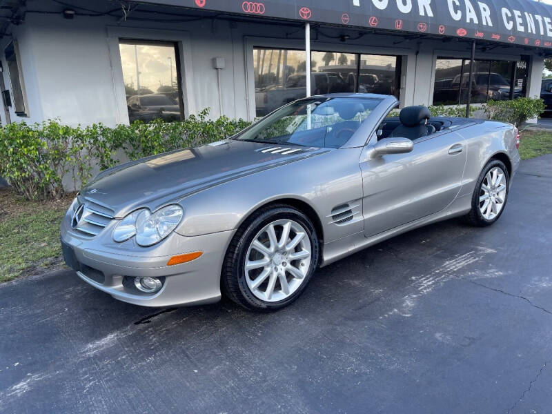 Used 2008 Mercedes-Benz SL-Class SL550 with VIN WDBSK71F58F137148 for sale in West Palm Beach, FL