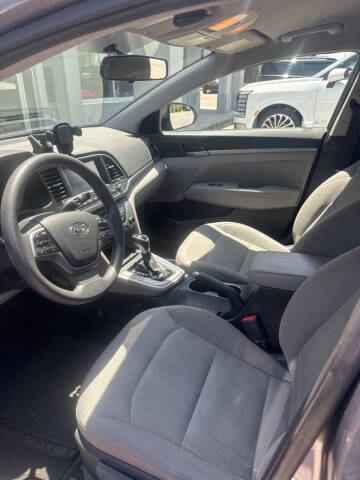 2018 Hyundai Elantra