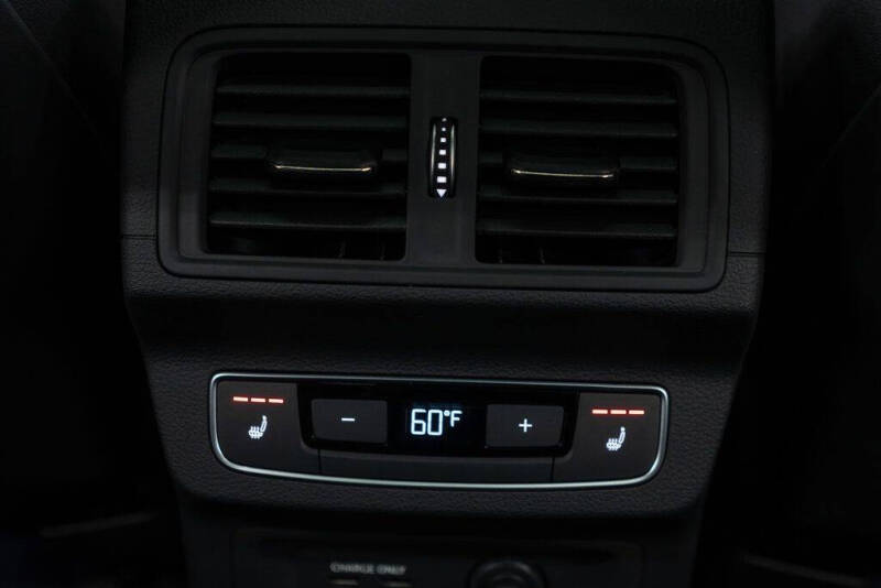 2024 Audi Q5 e quattro S line Prestg 55 TFSI