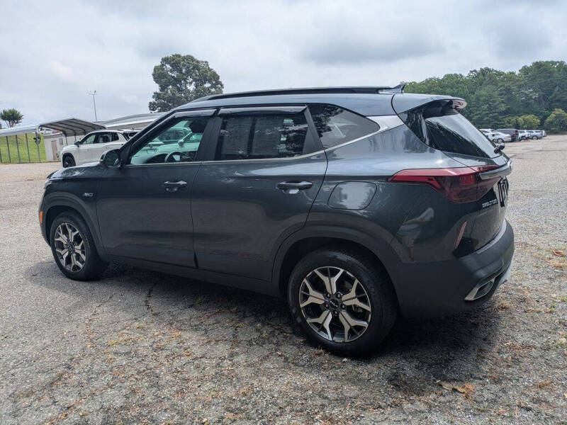 2023 Kia Seltos EX