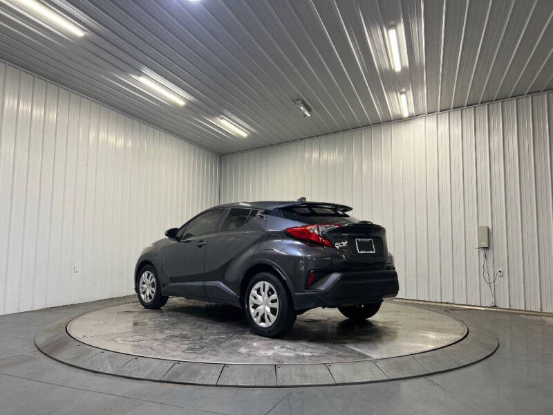 2021 Toyota C-HR LE