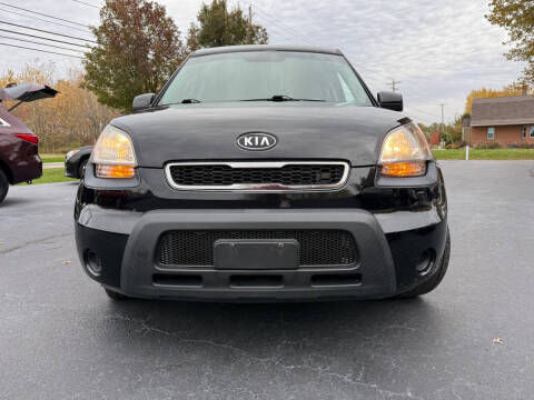 2011 Kia Soul +