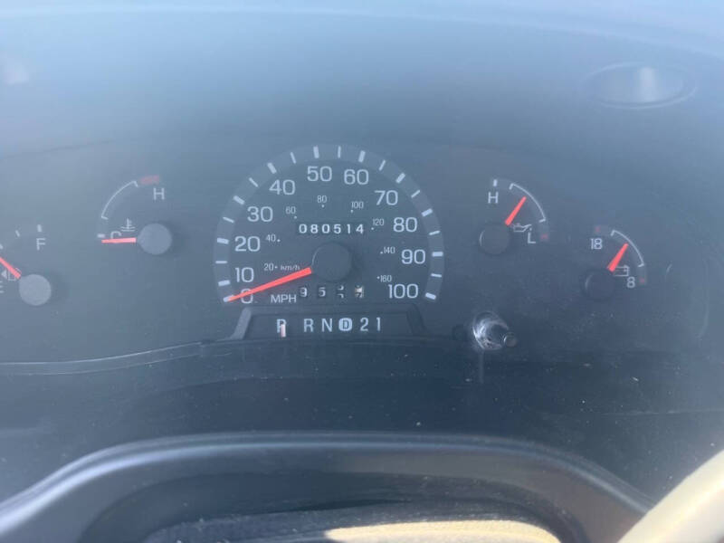 2001 Ford E-Series E-150 XL