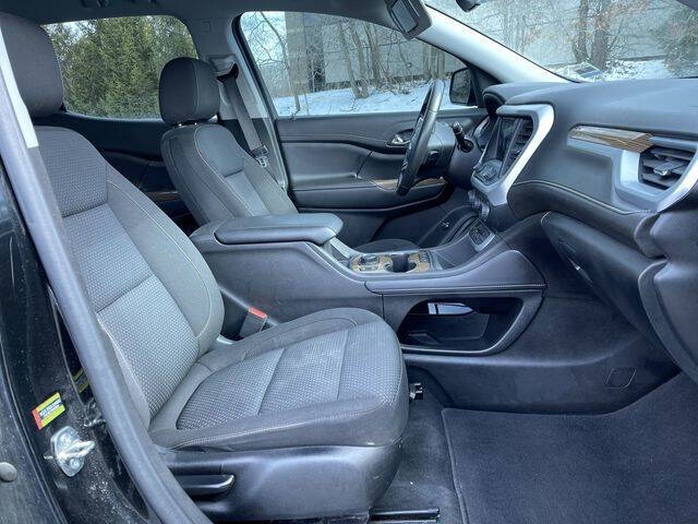 2023 GMC Acadia
