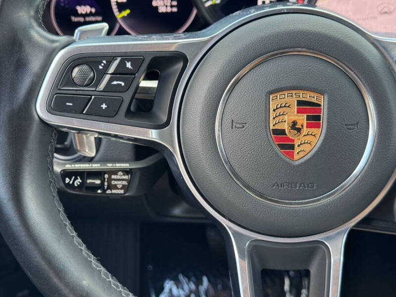 2022 Porsche Cayenne E-Hybrid