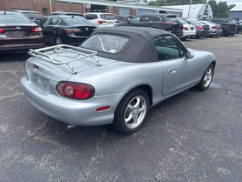2001 Mazda MX-5 Miata