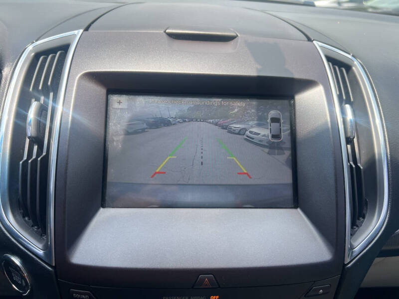 2018 Ford Edge Titanium