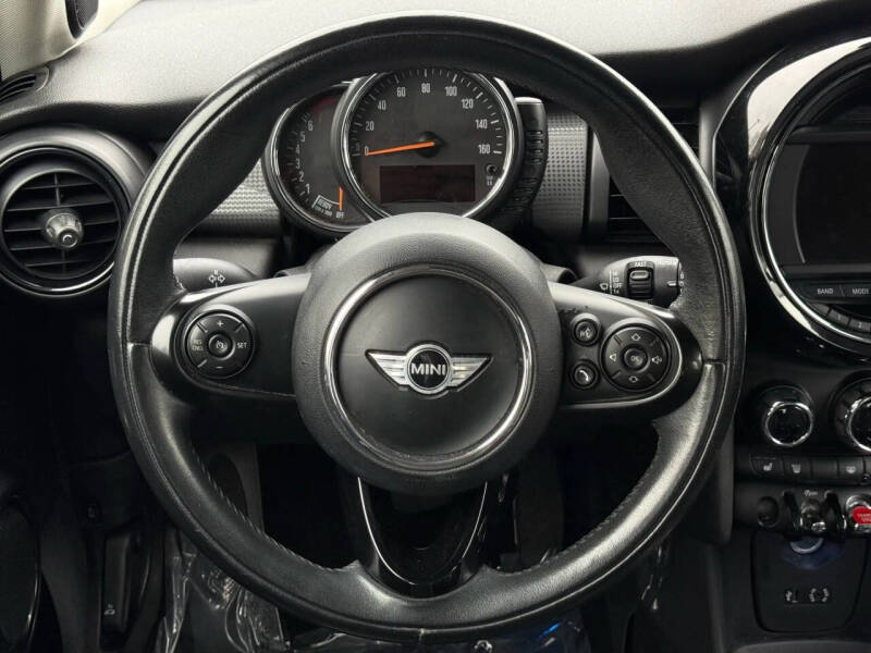 2016 MINI Hardtop 4 Door Cooper