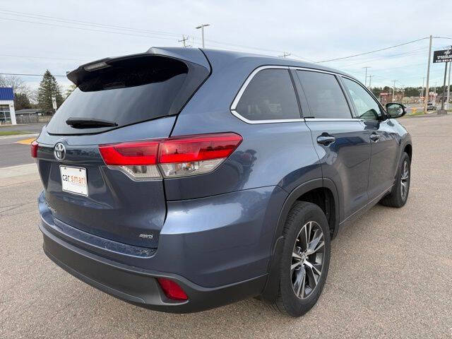 2017 Toyota Highlander LE