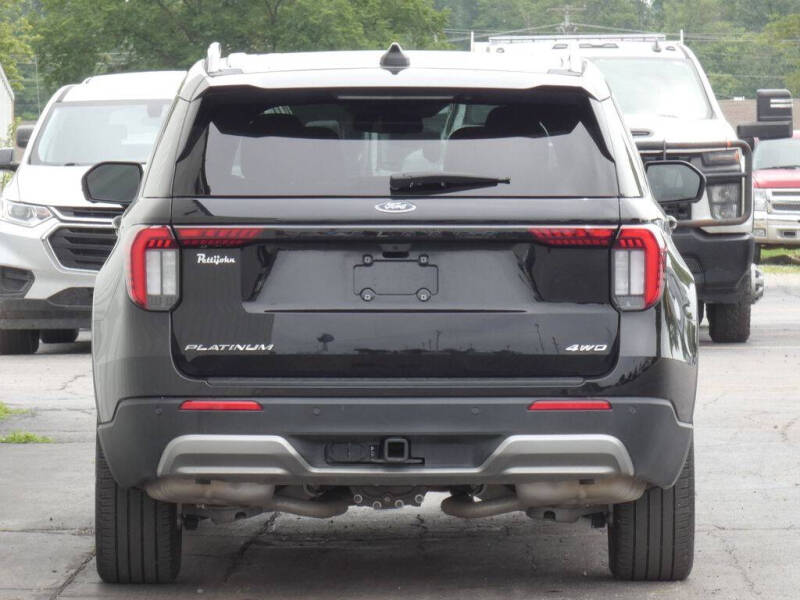2025 Ford Explorer Platinum