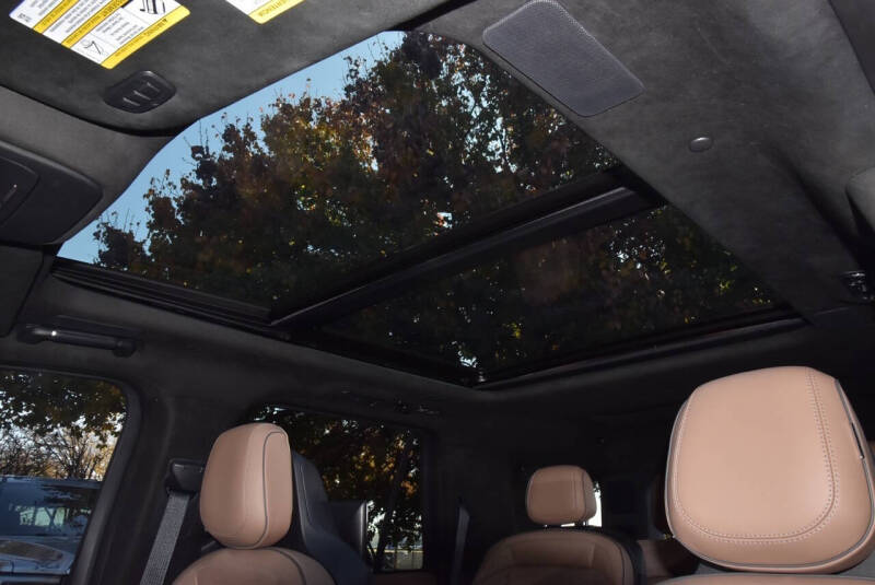 2025 Lincoln Navigator Black Label