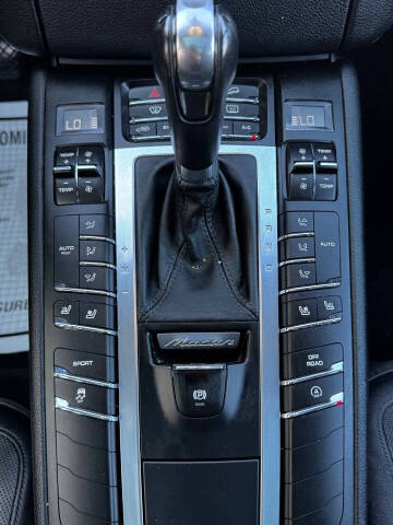 2015 Porsche Macan S