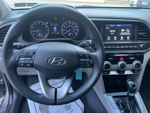2019 Hyundai Elantra SEL