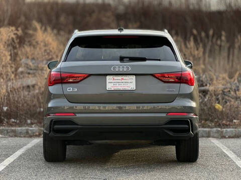 2023 Audi Q3 quattro S line Premium 45 TFSI