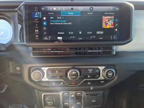 2024 Jeep Gladiator Sport