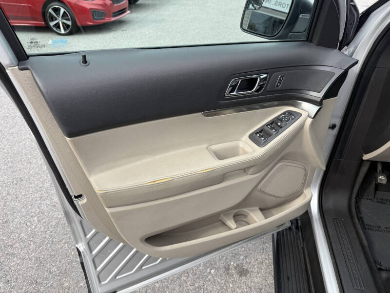 2015 Ford Explorer