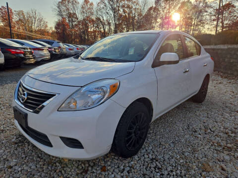 2012 Nissan Versa 1.6 SV