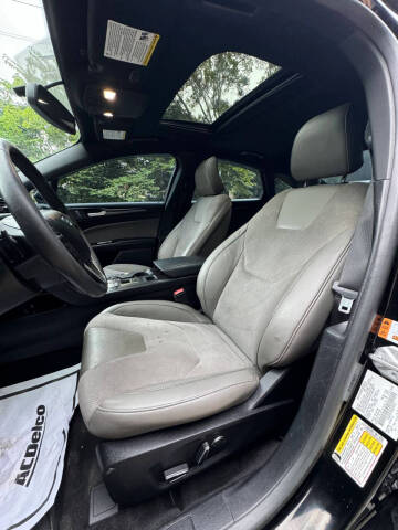 2017 Ford Fusion V6 Sport