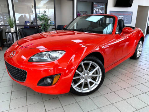 2010 Mazda MX-5 Miata for sale at SAINT CHARLES MOTORCARS in Saint Charles IL