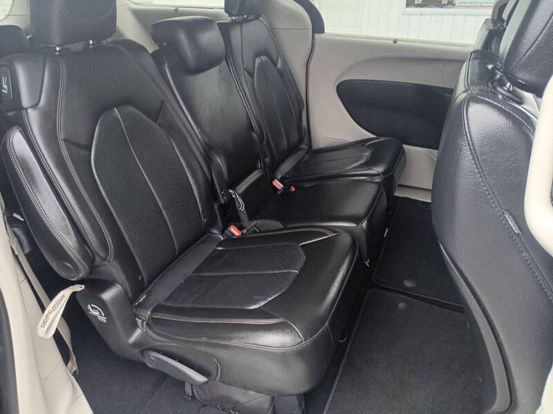 2018 Chrysler Pacifica Touring L