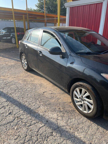 2013 Mazda MAZDA3 for sale at Dipstix Lube & Tune in Snyder TX