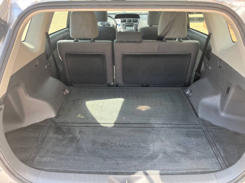 2012 Toyota Prius v Two