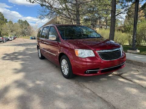2014 Chrysler Town and Country for sale at QUEST MOTORS in Englewood CO