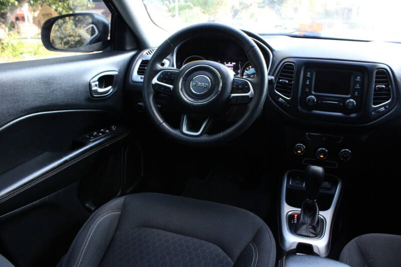 2018 Jeep Compass Sport