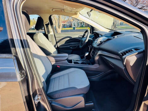 2019 Ford Escape S