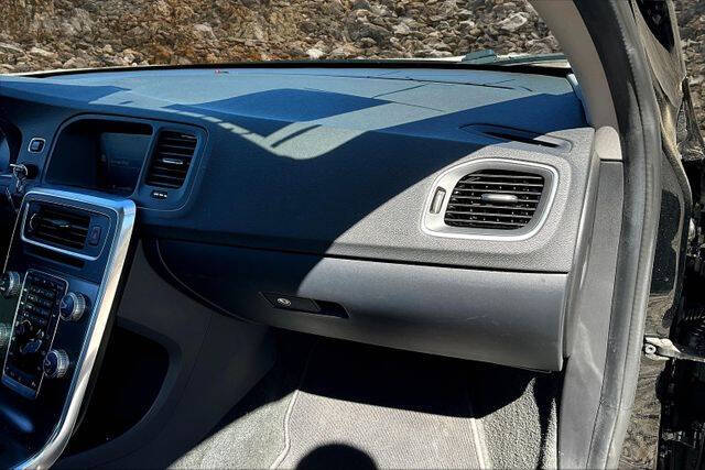 2015 Volvo S60 T5 Drive-E Premier