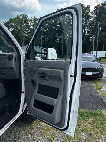 2018 Ford E-Series E-350 SD