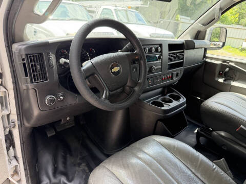 2016 Chevrolet Express 2500
