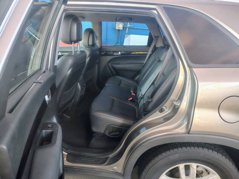 2015 Kia Sorento LX