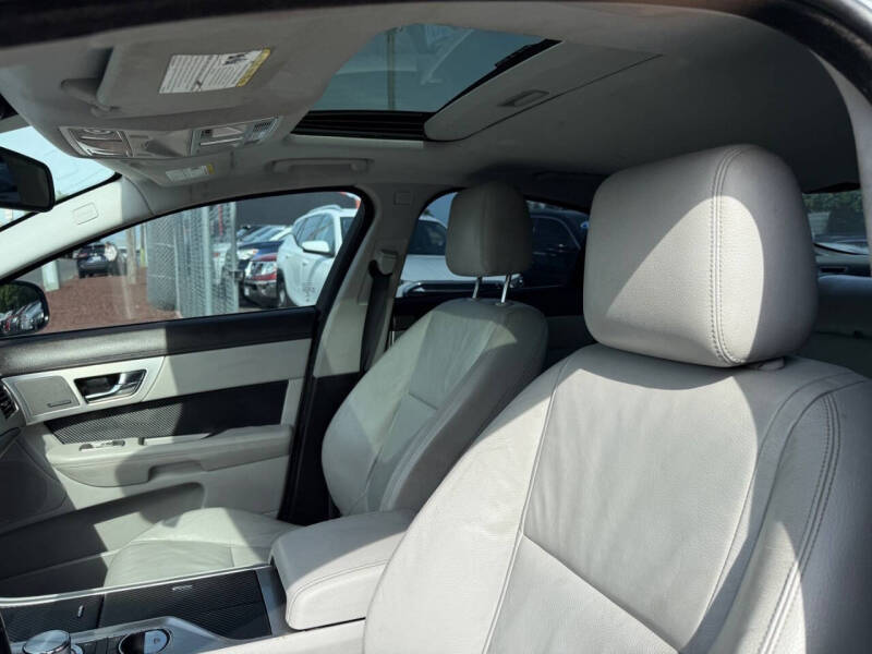 2013 Jaguar XF 3.0