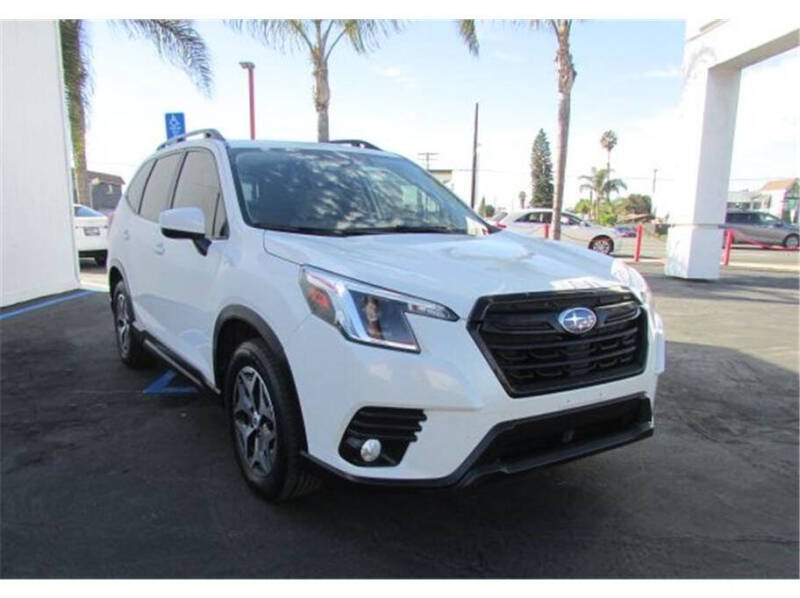 2023 Subaru Forester Premium