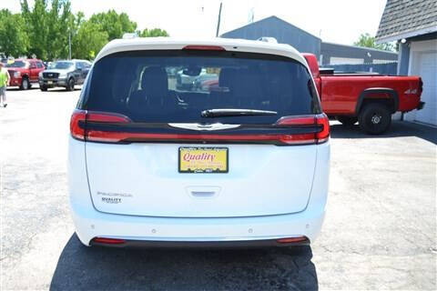 2021 Chrysler Pacifica Touring L