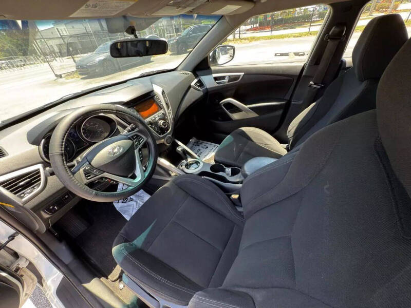 2016 Hyundai Veloster