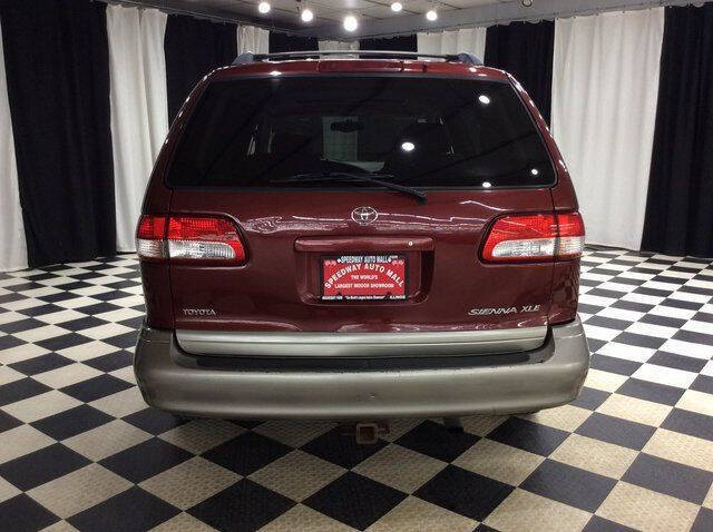 2001 Toyota Sienna LE