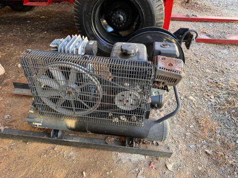 Central Pneumatic Air Compressor
