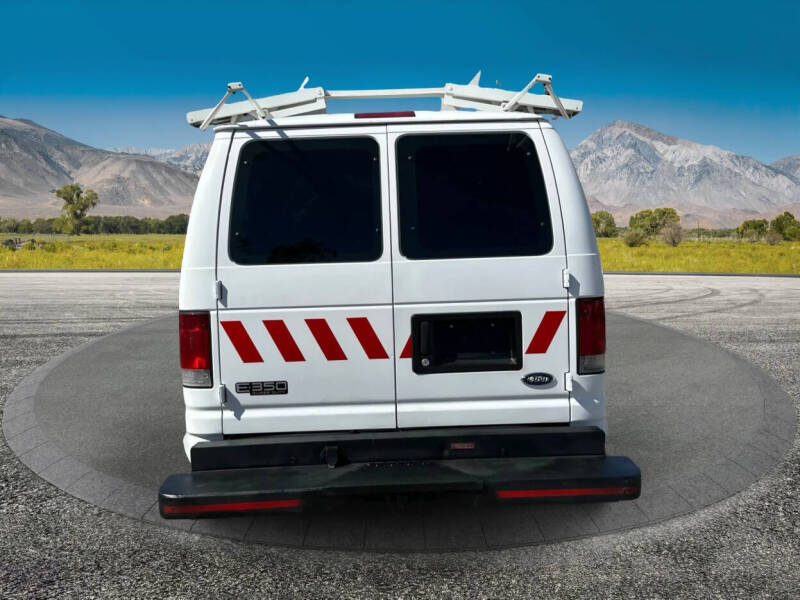 2002 Ford E-Series E-350 SD