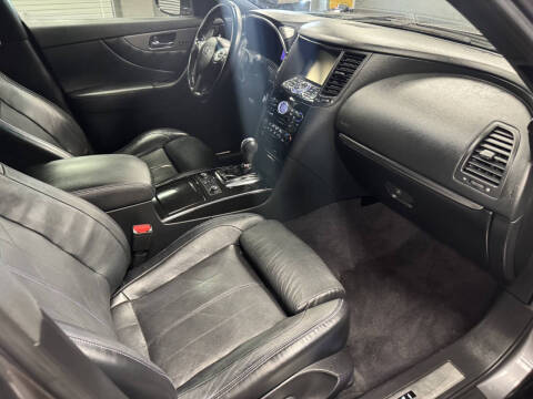 2015 Infiniti QX70