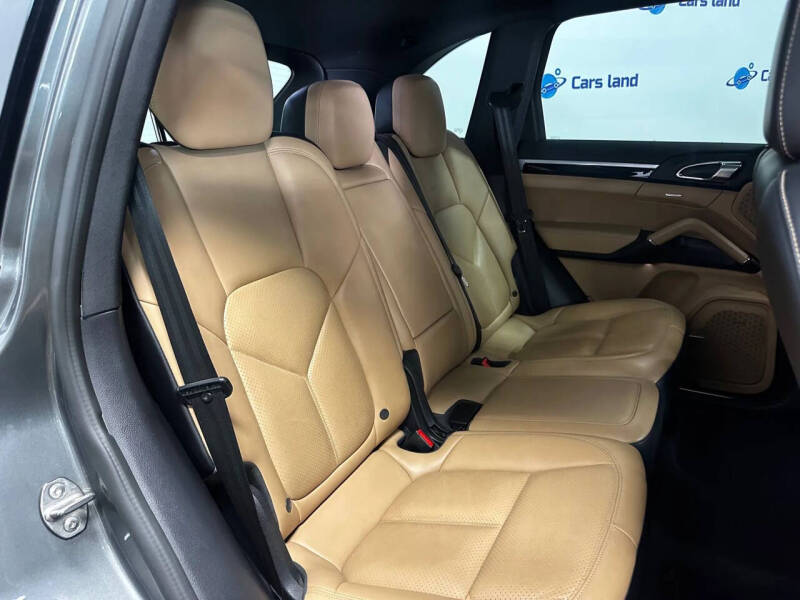 2017 Porsche Cayenne S