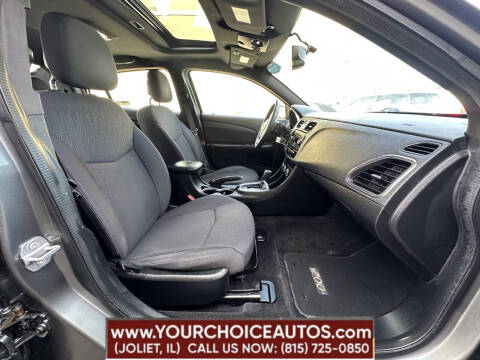 2013 Chrysler 200 Touring