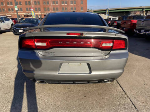 2014 Dodge Charger SXT