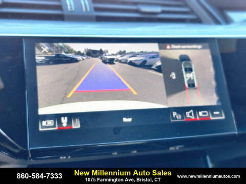 2024 Audi Q8 Sportback e-tron quattro Prestige S line