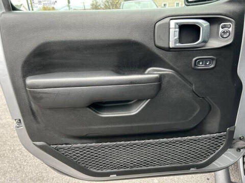 2021 Jeep Gladiator Willys